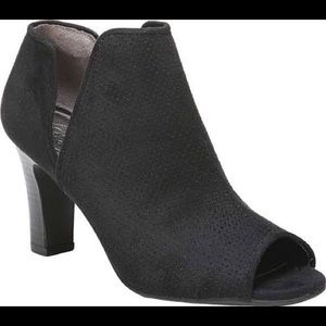 Open Toe Lifestride Black Booties